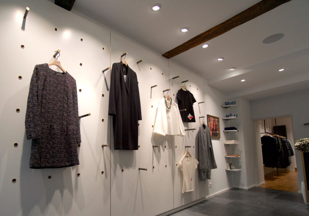 Yileste Fashion Store